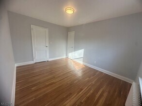 733 E Front St in Plainfield, NJ - Building Photo - Building Photo