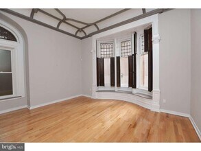 2006 Walnut St in Philadelphia, PA - Building Photo - Building Photo