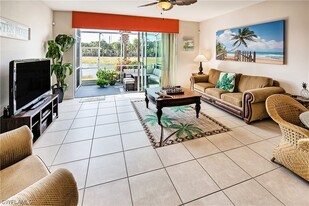 16211 Ravina Way in Naples, FL - Building Photo - Building Photo