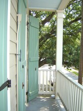 3019 Chestnut St, Unit 3019 in New Orleans, LA - Building Photo - Building Photo