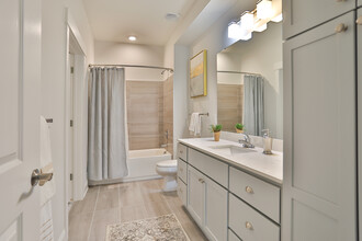 River District Apartments in Rock Hill, SC - Building Photo - Interior Photo