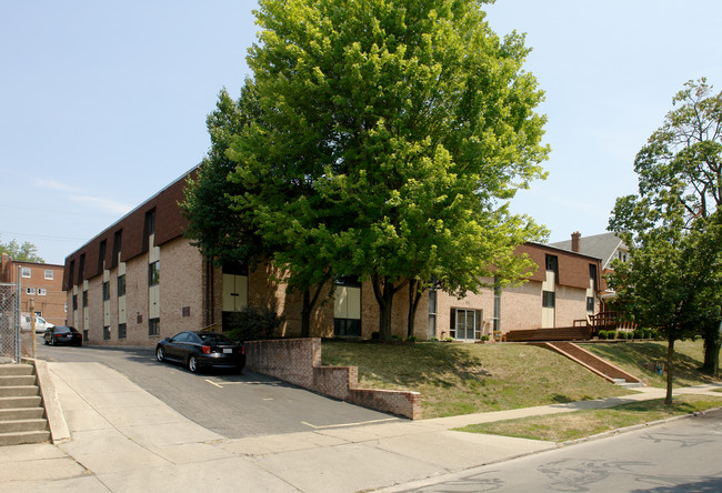 52 E 14th Ave in Columbus, OH - Building Photo - Building Photo