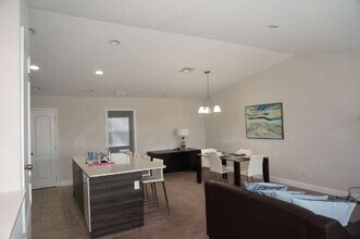 123 Kenny Blvd in Haines City, FL - Building Photo - Building Photo