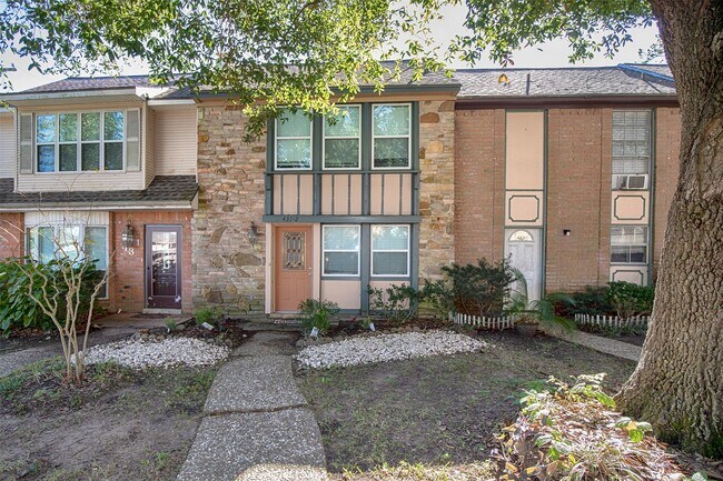 431 Sunset Dr in Dickinson, TX - Building Photo - Building Photo