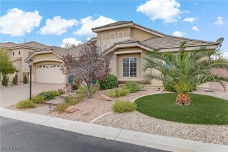 7215 N Buttons Ridge Dr in Las Vegas, NV - Building Photo - Building Photo