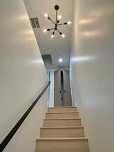 611 1/2 W 41st Pl in Los Angeles, CA - Building Photo - Building Photo