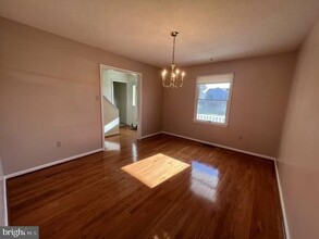 109 Mountain Ash Ct in Stephens City, VA - Building Photo - Building Photo