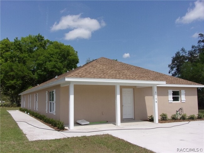property at 1716 Tuttle St