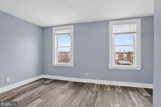 3335 Lyndale Ave in Baltimore, MD - Foto de edificio - Building Photo