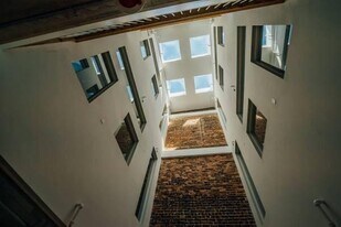 119 W Broad St, Unit 204