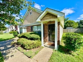 4688 Northwood Hills Dr in Memphis, TN - Building Photo - Building Photo