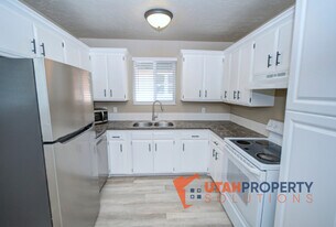 1914 S 900 E in Salt Lake City, UT - Building Photo