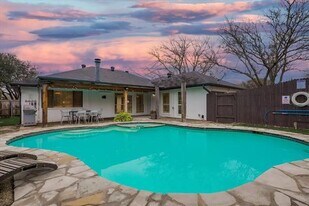 1012 Filmore Dr in Plano, TX - Building Photo