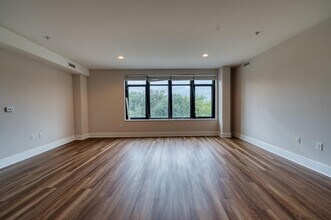 1040 John F. Kennedy Blvd in Bayonne, NJ - Building Photo - Building Photo