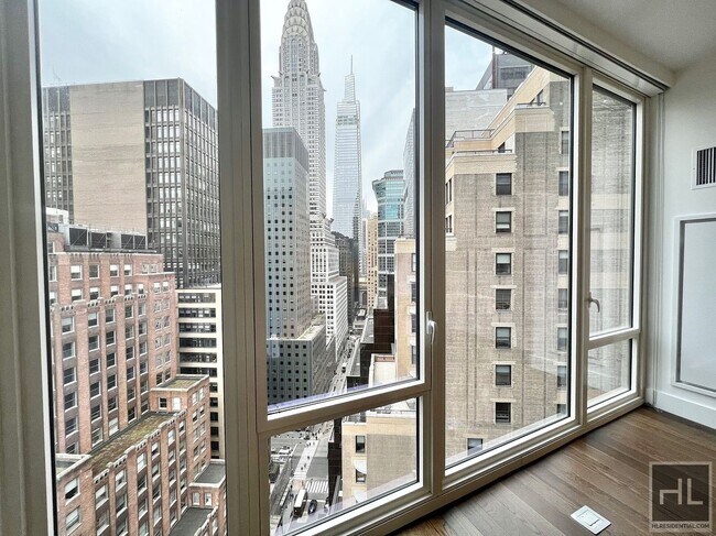 East 44th Street / Spacious Studio / Fanta in New York, NY - Building Photo - Building Photo