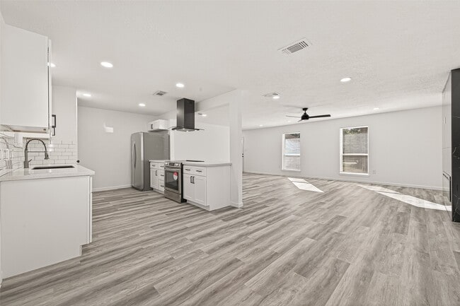 property at 11434 Loyola Dr