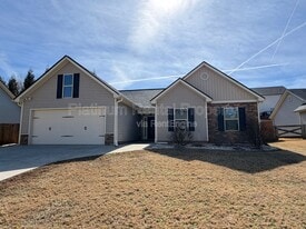 95 Rand Way in Dawsonville, GA - Building Photo