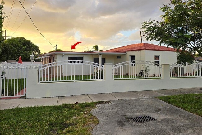 4500 NW 5th St in Miami, FL - Building Photo - Building Photo