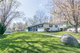 4807 Camden Rd in Madison, WI - Foto de edificio - Building Photo