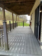 720 Ohio Pike-Unit -B in Cincinnati, OH - Building Photo - Building Photo