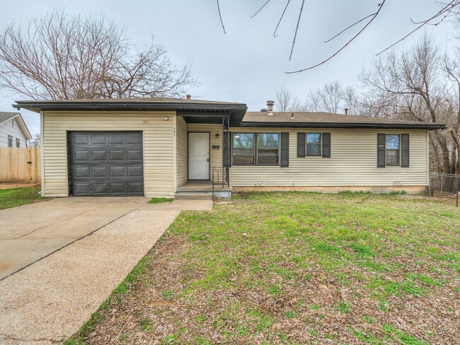 property at 940 Crabtree Cove