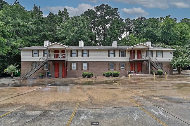 449 N Donahue Dr in Auburn, AL - Building Photo - Building Photo
