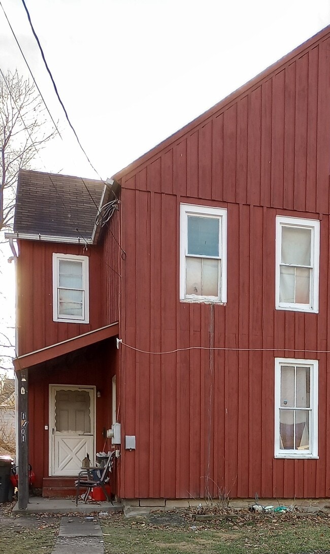 1101 Oak St, Unit 1101 Oak St