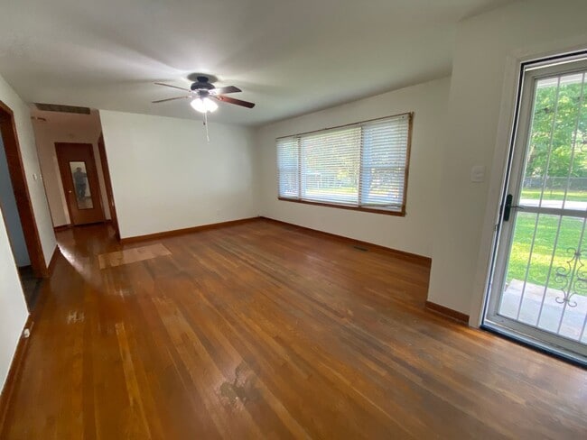 702 Richmond Ave in Jonesboro, AR - Building Photo - Building Photo