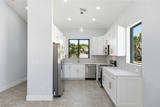 19871 Adams Rd in Ft. Myers, FL - Building Photo - Building Photo