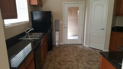 9050 Double R Blvd in Reno, NV - Building Photo - Building Photo