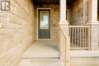 6 Upper Mercer St in Kitchener, ON - Building Photo - Building Photo