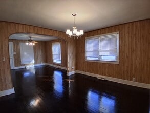 206 W 7th St in Danville, IL - Building Photo - Building Photo