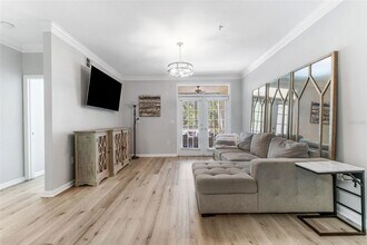 1203 Bay Club Cir in Tampa, FL - Building Photo - Building Photo