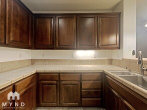 99 W Brilloso Ln in Mountain House, CA - Building Photo - Building Photo