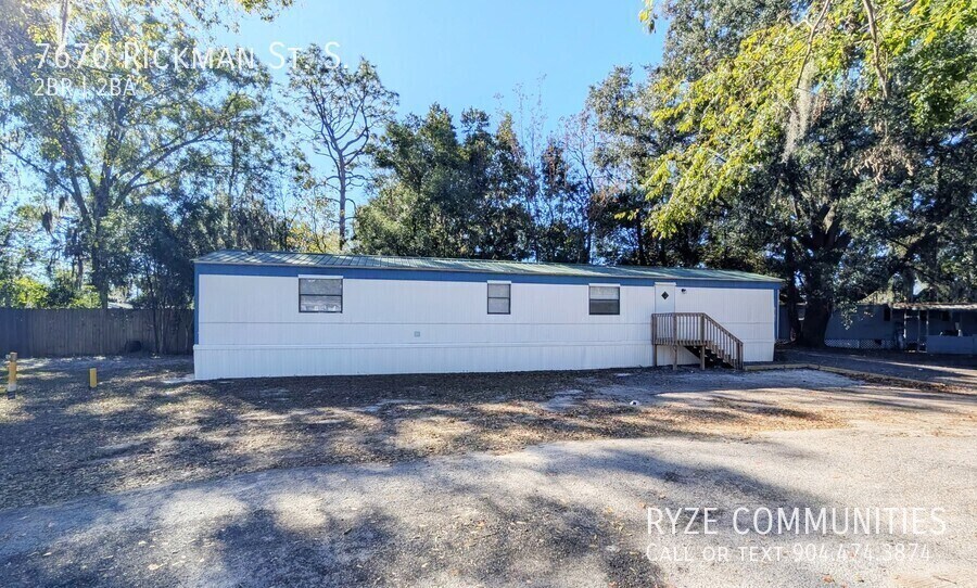 7670 Rickman St S in Jacksonville, FL - Building Photo