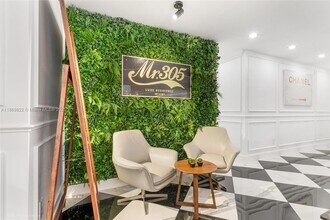 919 NW 49th St in Miami, FL - Building Photo - Building Photo