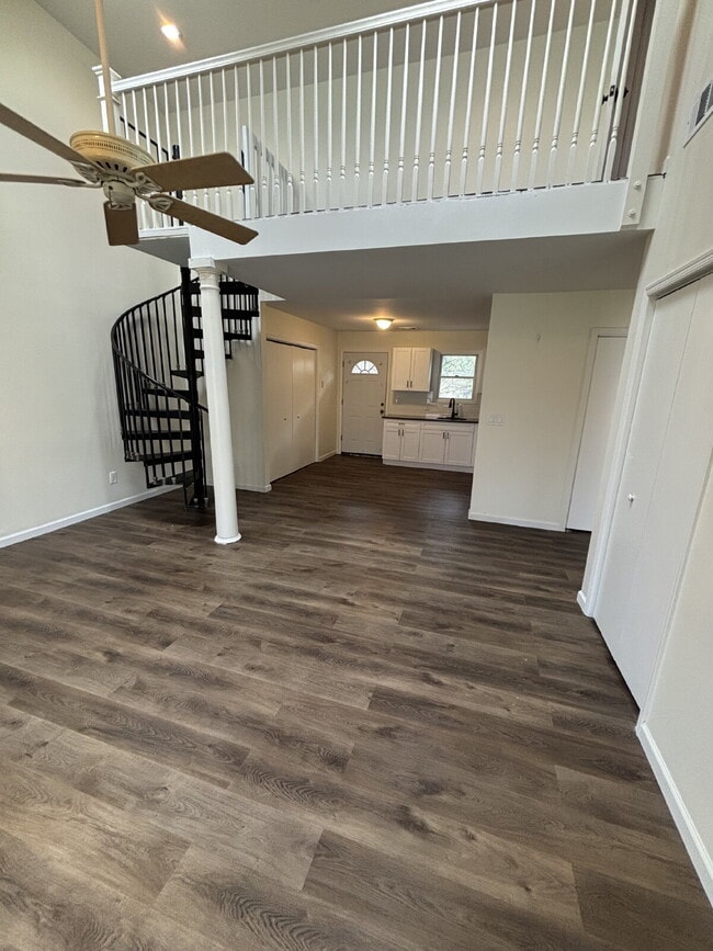 887 Edwards Rd in Parsippany Troy Hills, NJ - Building Photo - Building Photo