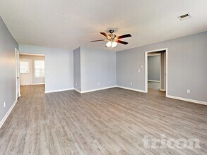 108 Cane Brake Dr in Columbia, SC - Building Photo - Building Photo