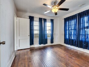 5224 Bernardo De Galvez Ave in Galveston, TX - Building Photo - Building Photo