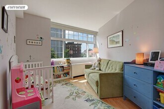 272 W 107th St in New York, NY - Building Photo - Building Photo