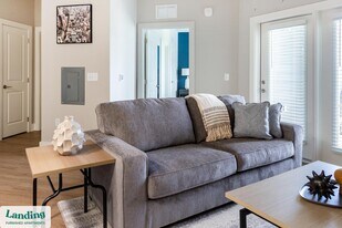 10800 Colonial Gtwy Dr, Unit 1-408 in Ft. Myers, FL - Building Photo