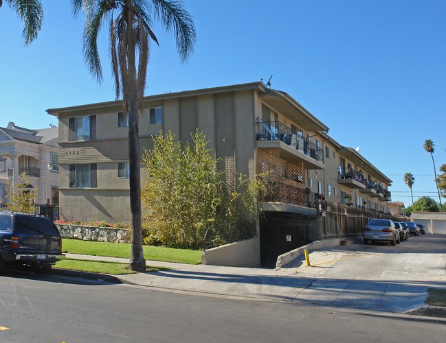 Donna Jean Apartments in Los Angeles, CA - Building Photo - Building Photo