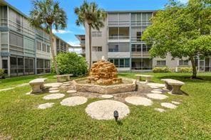 property at 5800 Margate Blvd
