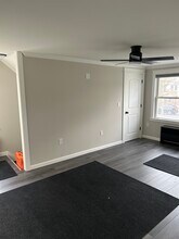 14 Ferrara Ave, Unit Upstairs front apartment in Schenectady, NY - Foto de edificio - Building Photo
