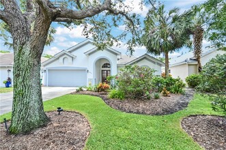 6453 Autumn Woods Blvd in Naples, FL - Building Photo - Building Photo