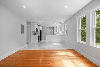 170 Calumet St in Boston, MA - Building Photo - Building Photo