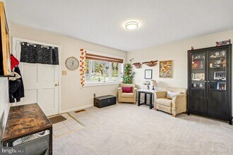 4111 Hoffman Dr in Woodbridge, VA - Building Photo - Building Photo