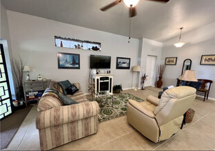 20075 Lake Vista Cir in Lehigh Acres, FL - Building Photo - Building Photo