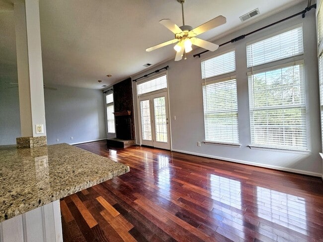 2408 Bayview Dr in Nashville, TN - Building Photo - Building Photo