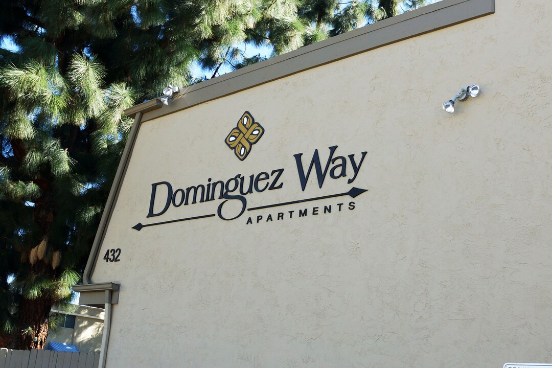 432 Dominguez Way-Unit -Unit 20 in El Cajon, CA - Building Photo